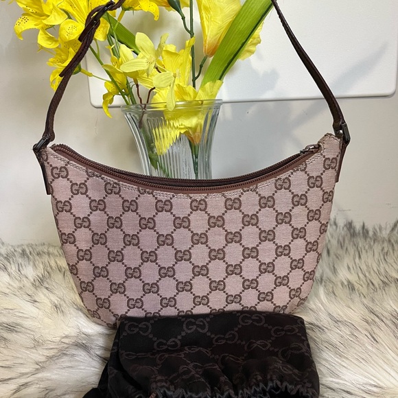 Gucci Handbags - Vintage GG Crescent Pochette